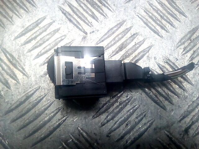 Кнопка корректора фар VOLKSWAGEN Passat B6 2005-2011