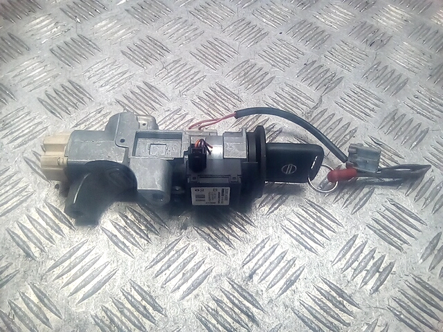 Замок зажигания NISSAN Tiida C11 2004-2014