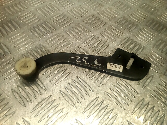 Ролик двери сдвижной Volkswagen Transporter (T5) (2003-2015)