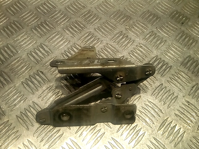 Петля капота левая/правая SEAT Altea 2004-2015