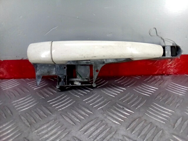 Ручка двери задней наружная левая PEUGEOT 207 2006-2015