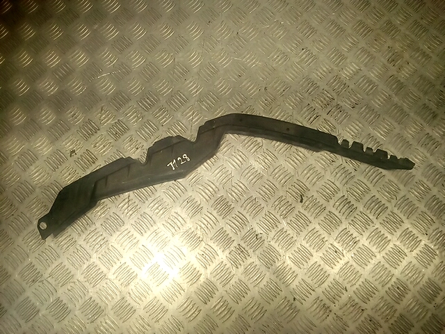 Кронштейн переднего бампера левый SKODA Octavia A5 1Z- 2004-2013