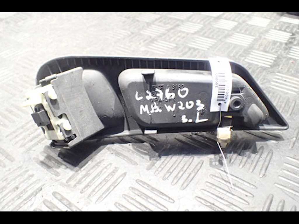 Ручка дверная задняя внутренняя левая MERCEDES-BENZ C-Class C-klasse W203 2000-2007