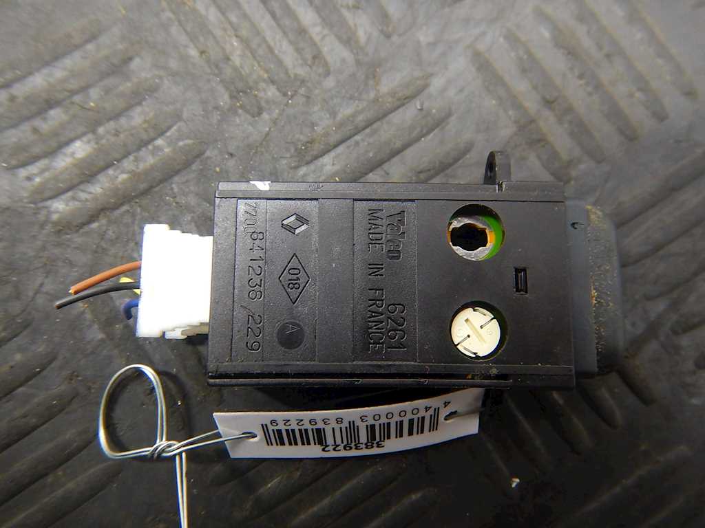 Кнопка центрального замка RENAULT Scenic I 1996-2003