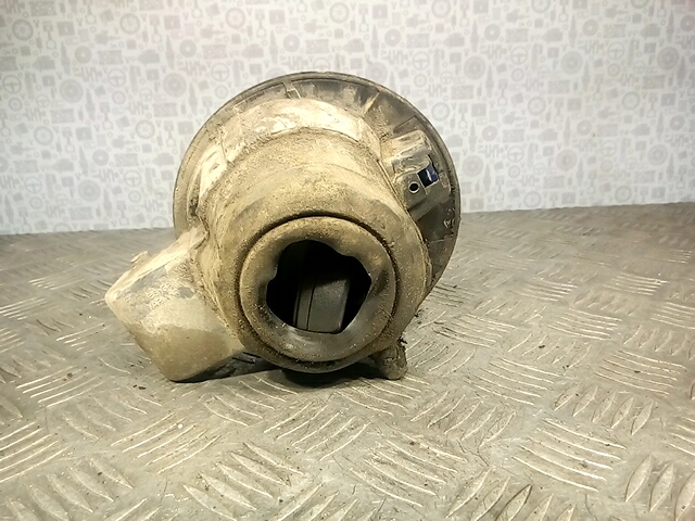 Лючок бензобака VOLKSWAGEN Passat B5 1997-2005