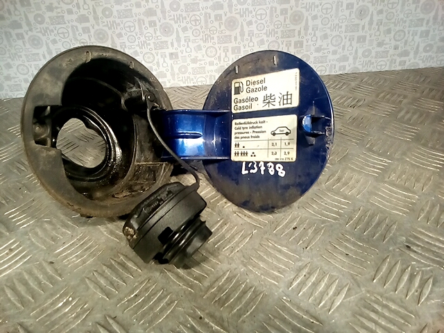 Лючок бензобака VOLKSWAGEN Passat B5 1997-2005