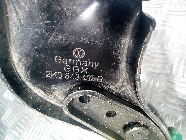 Ролик двери сдвижной (левый/правый средний верхний/нижний) VOLKSWAGEN Caddy III 2004-2015