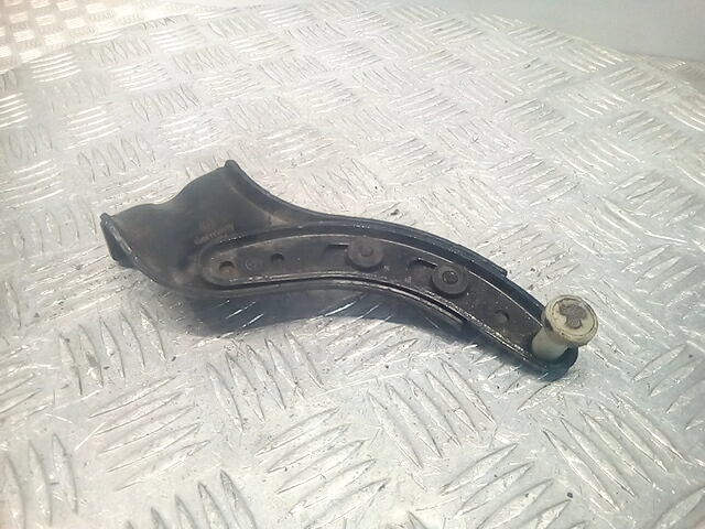 Ролик двери сдвижной (левый/правый средний верхний/нижний) VOLKSWAGEN Caddy III 2004-2015