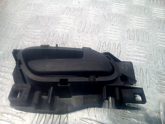 Ручка дверная передняя внутренняя правая PEUGEOT Expert II 2007-2016