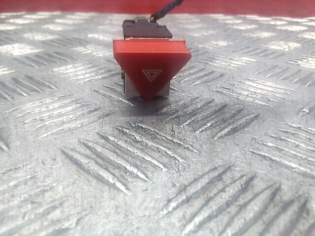 Кнопка аварийной сигнализации (аварийки) VOLKSWAGEN Caddy III 2004-2015