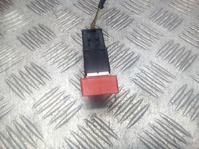 Кнопка аварийной сигнализации (аварийки) VOLKSWAGEN Caddy III 2004-2015