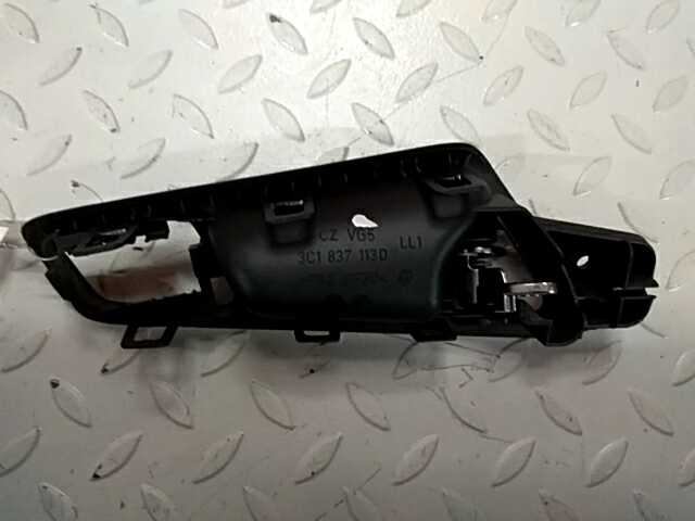 Ручка дверная передняя внутренняя левая VOLKSWAGEN Passat B6 2005-2011
