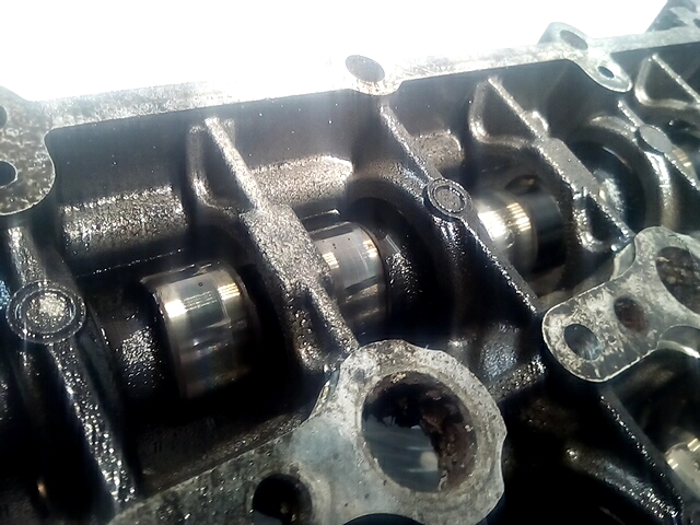 Крышка головки блока (клапанная) SAAB 9-3 2002-2014