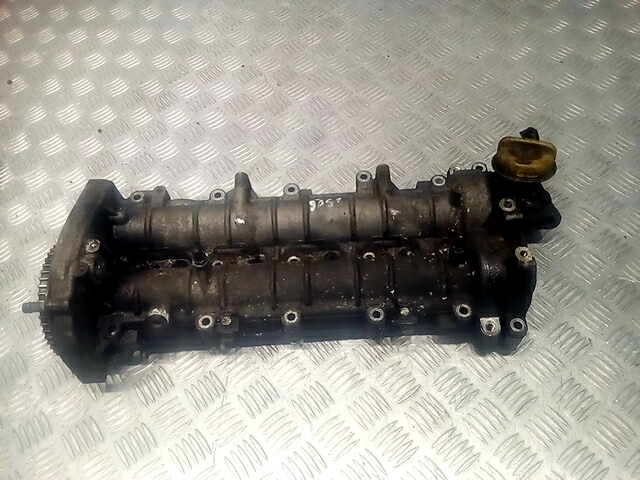 Крышка головки блока цилиндров Saab 9-3 (2) (2002-2014)