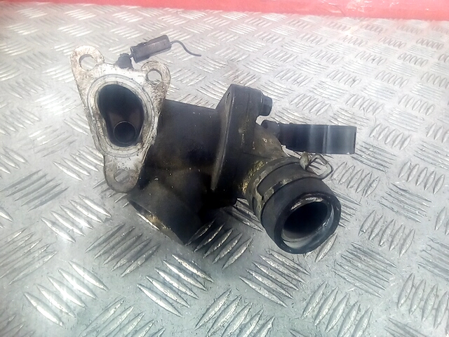 Корпус термостата MITSUBISHI Space Wagon N8,N9 1998-2004