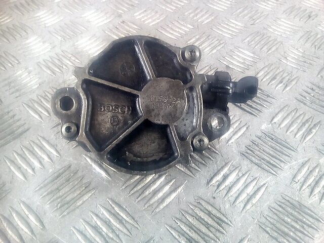 Насос вакуумный Ford C-MAX 1 (2003-2010)