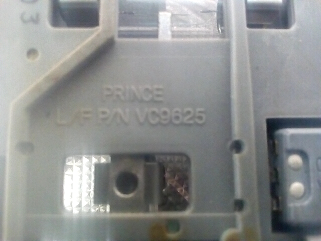 Плафон салонный (салона фонарь) CADILLAC SRX 2004-2009