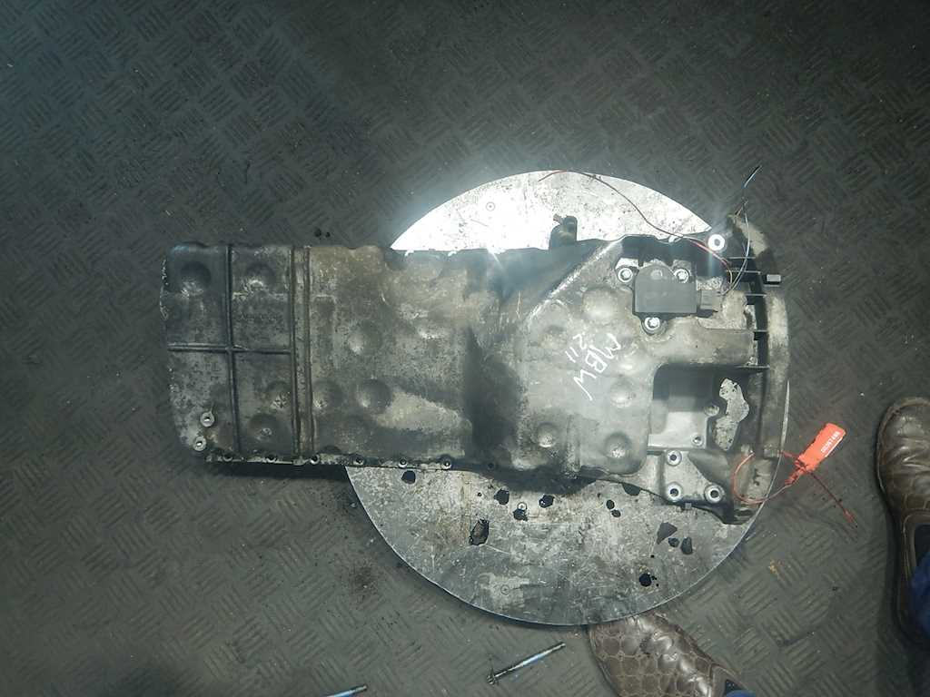 Поддон масляный двигателя MERCEDES-BENZ E-Class W211, S211 2002-2009