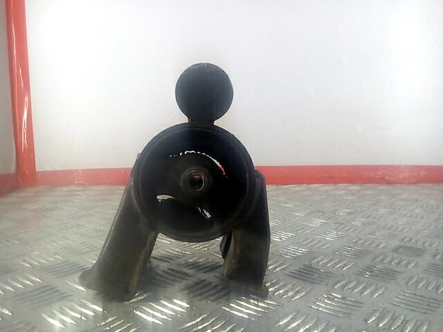 Подушка (опора) крепления двигателя Kia Ceed 1 (ED) (2006-2012)