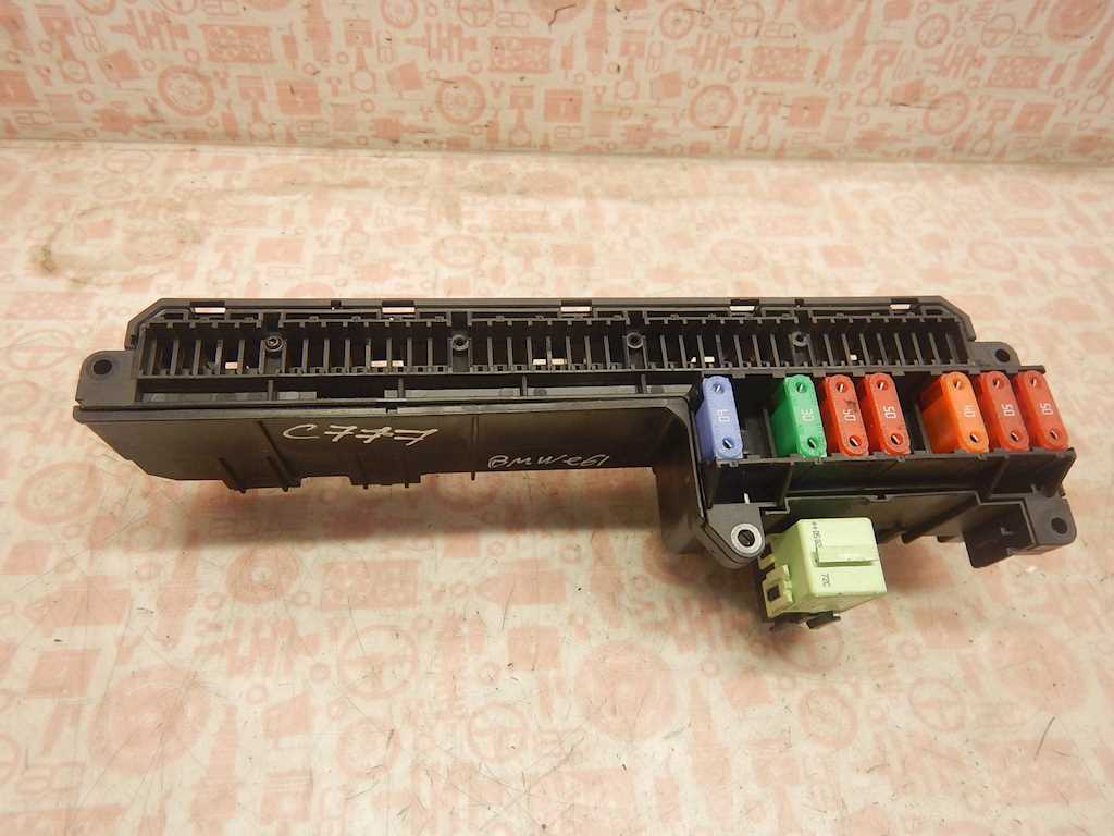 Датчик уровня в бачок омывателя BMW 5er 5 серия E60/E61 2003-2010