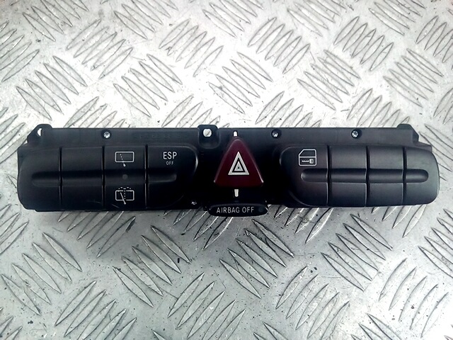 Кнопка аварийной сигнализации (аварийки) MERCEDES-BENZ C-Class C-klasse W203 2000-2007