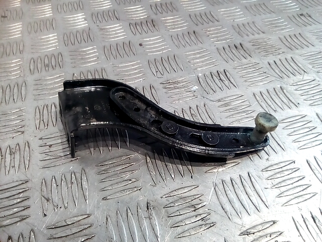 Ролик двери сдвижной (левый/правый средний верхний/нижний) VOLKSWAGEN Caddy III 2004-2015