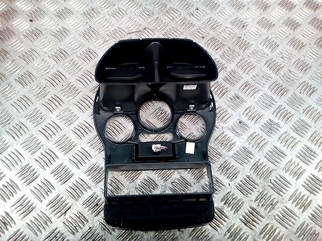 Дефлектор воздушный RENAULT Modus 2004-2012