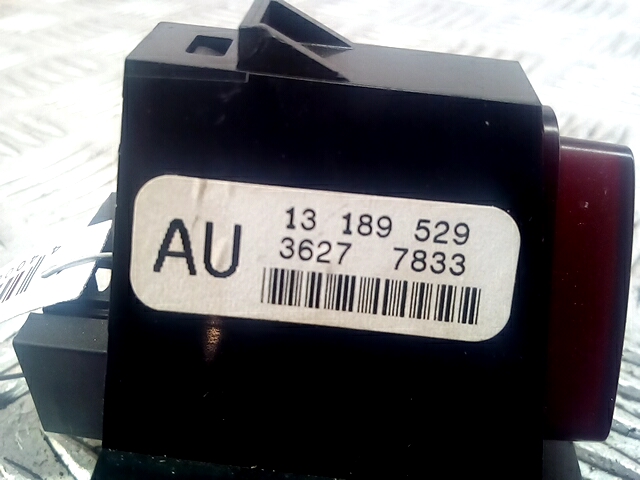 Кнопка аварийной сигнализации (аварийки) OPEL Corsa D 2006-2014