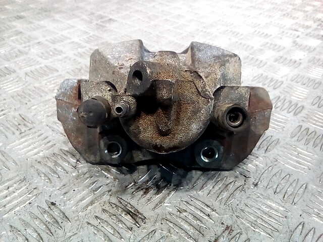 Суппорт передний левый FORD Focus III 2011-2019