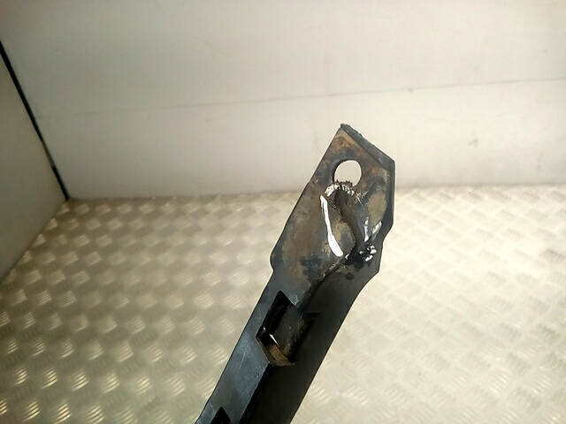 Кронштейн заднего бампера левый правый MERCEDES-BENZ C-Class C-klasse W204 2007-2015