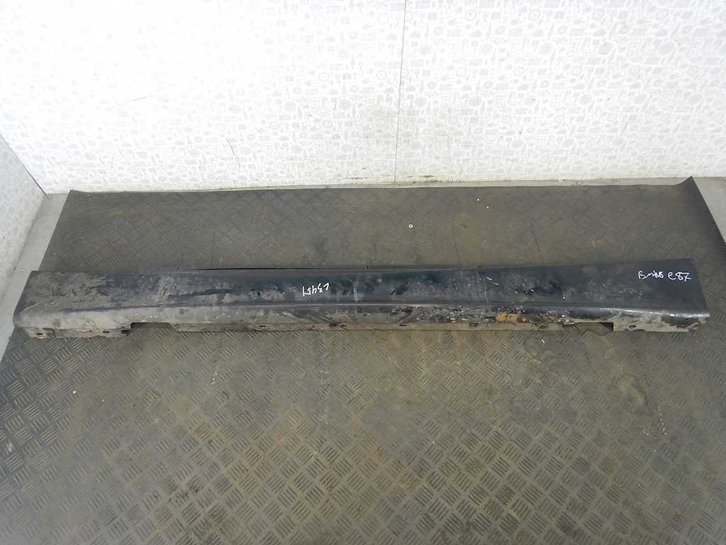 Накладка декоративная на порог левая BMW 1-Series (E81/E82/E87/E88) (2004-2014)