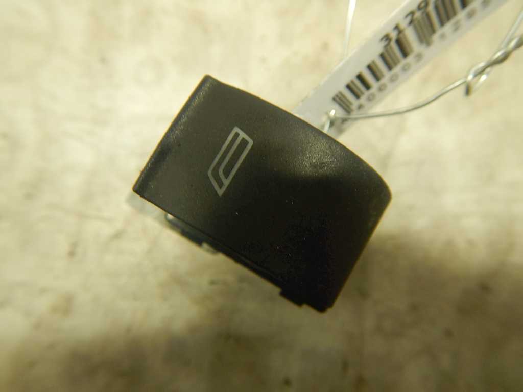 Кнопка стеклоподъемника AUDI A3 8L 1996-2003