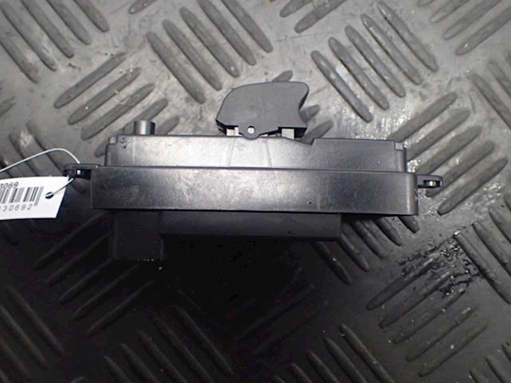 Кнопка стеклоподъемника MAZDA Mazda 6 GH 2007-2012