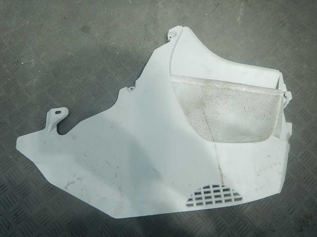 Обшивка салона Chevrolet Equinox 1 (2004-2009)