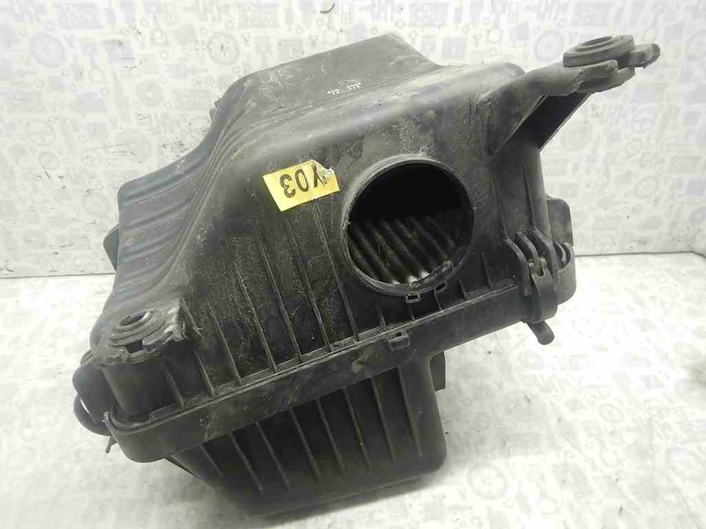 Корпус воздушного фильтра KIA Sorento 2002-2009