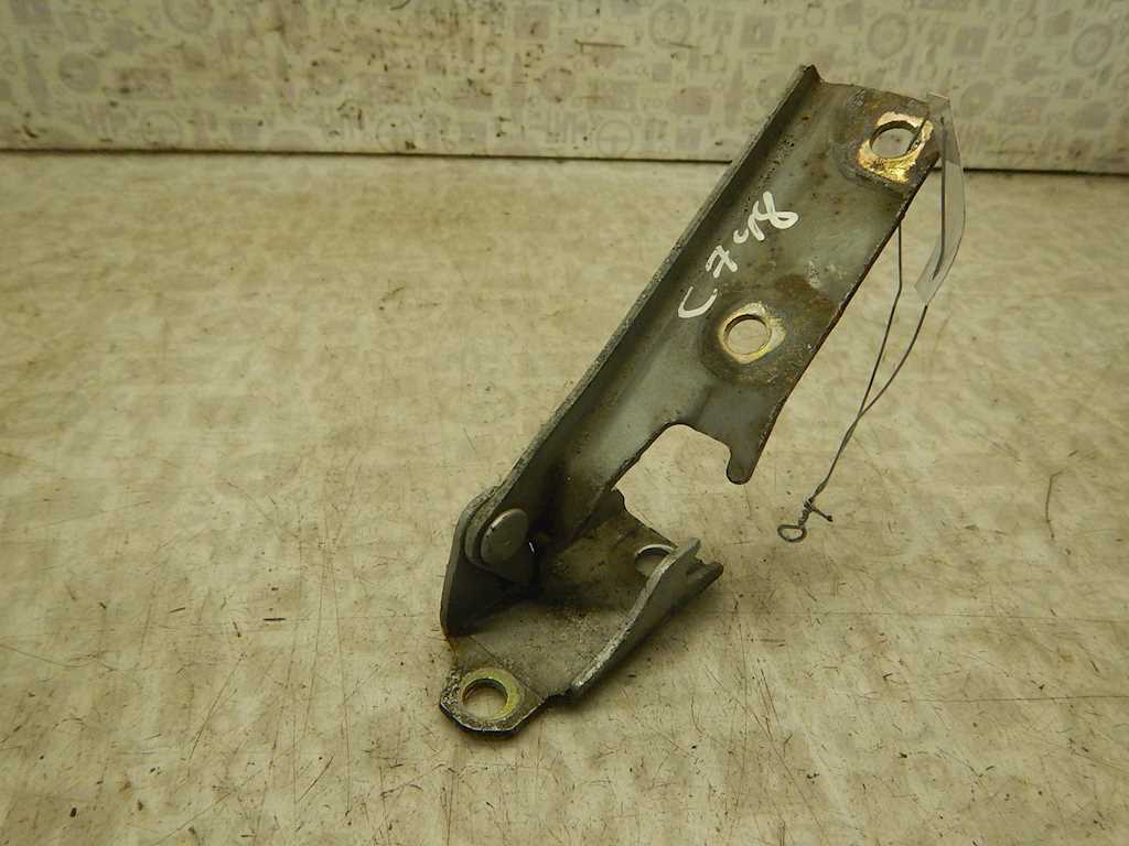 Петля капота левая/правая MITSUBISHI Pajero III 2000-2006