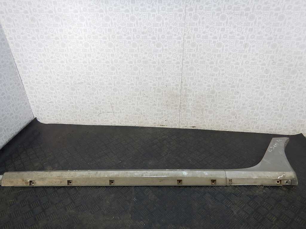 Накладка декоративная на порог левая Renault Koleos (2008-2016)