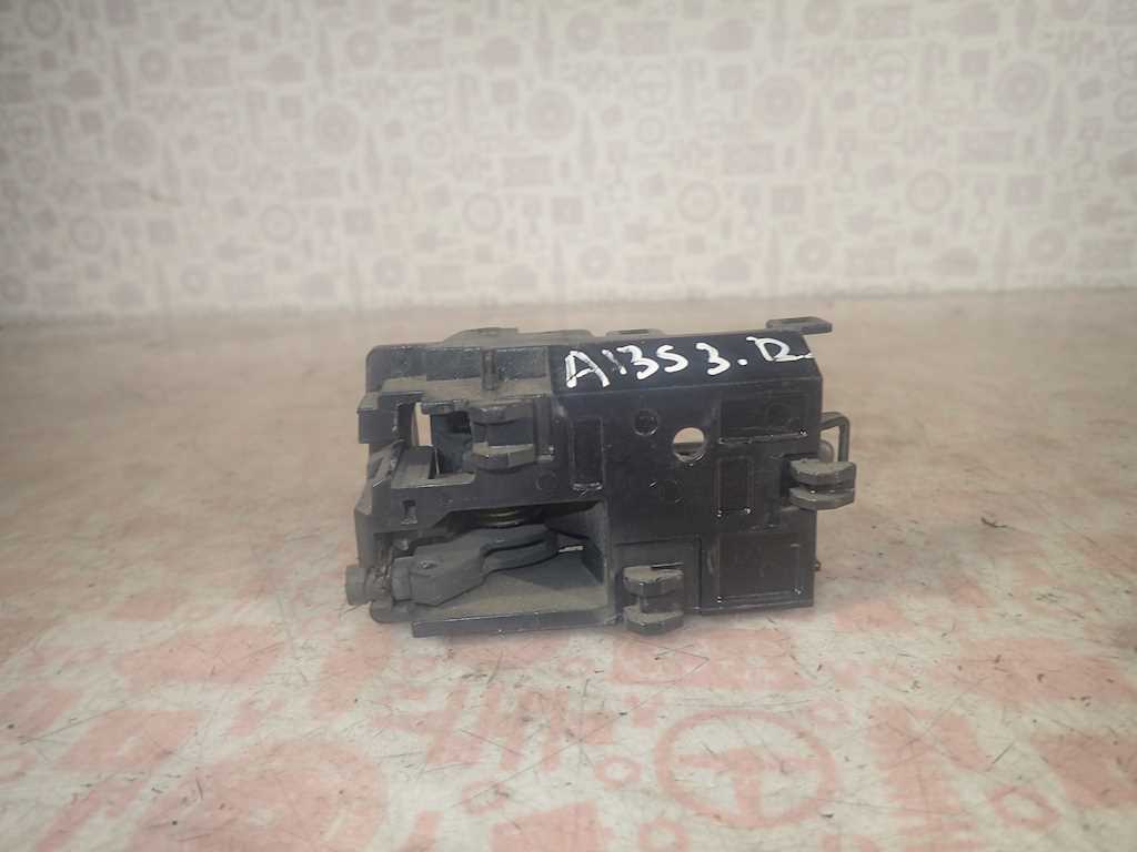 Ручка дверная задняя внутренняя правая NISSAN Almera Tino 2000-2006