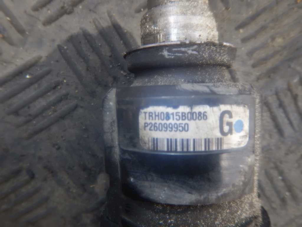 Полуось (привод, приводной вал) передняя правая TOYOTA Yaris 1999-2005