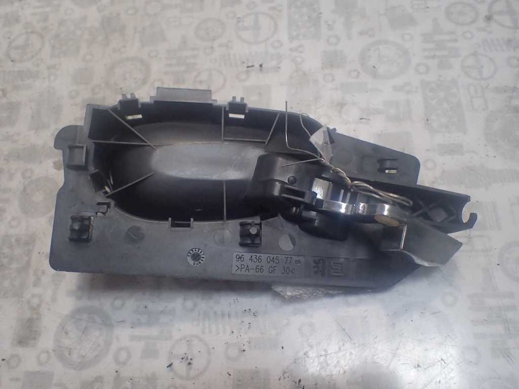 Ручка дверная задняя внутренняя левая PEUGEOT 307 2001-2008