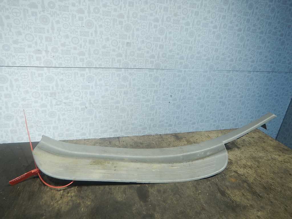 Накладка декоративная на порог левая Toyota Camry (XV30) (2001-2006)