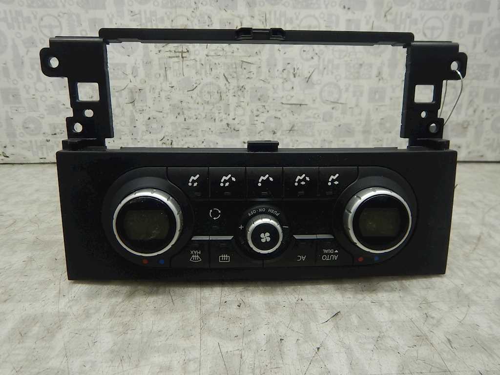 Блок управления климат-контроля Renault Koleos (2008-2016)