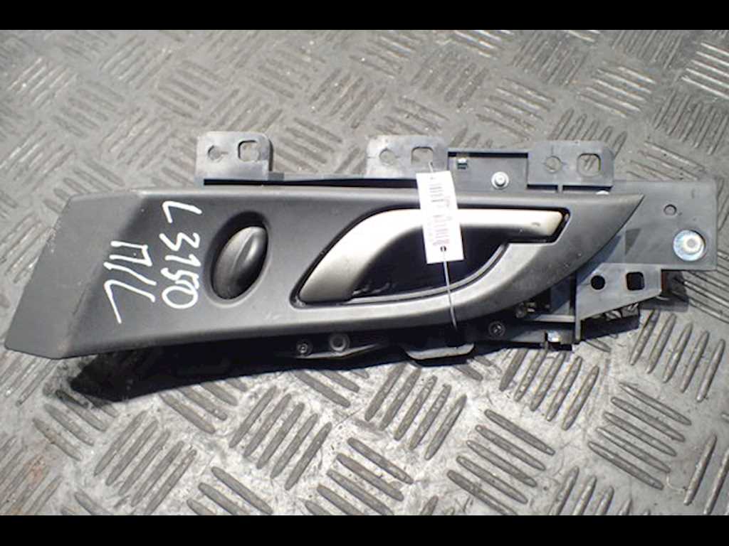 Ручка двери внутренняя передняя левая Honda Civic 8 (2005-2011)