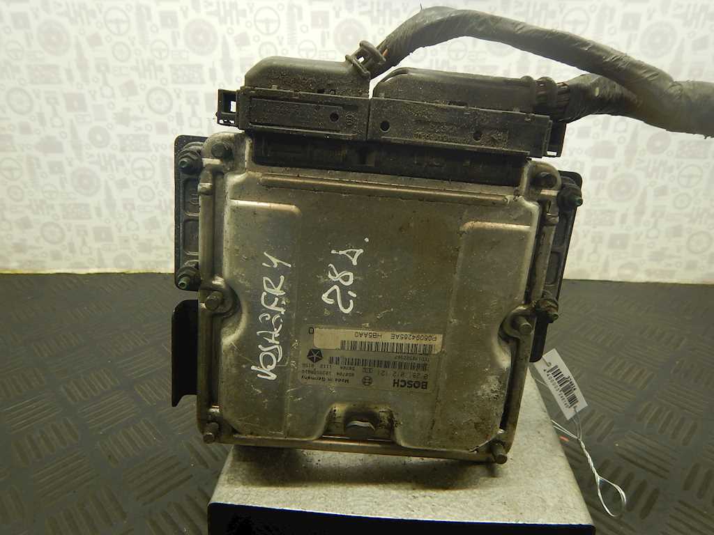 Блок управления двигателя (ЭБУ) CHRYSLER Voyager IV RG 2001-2007