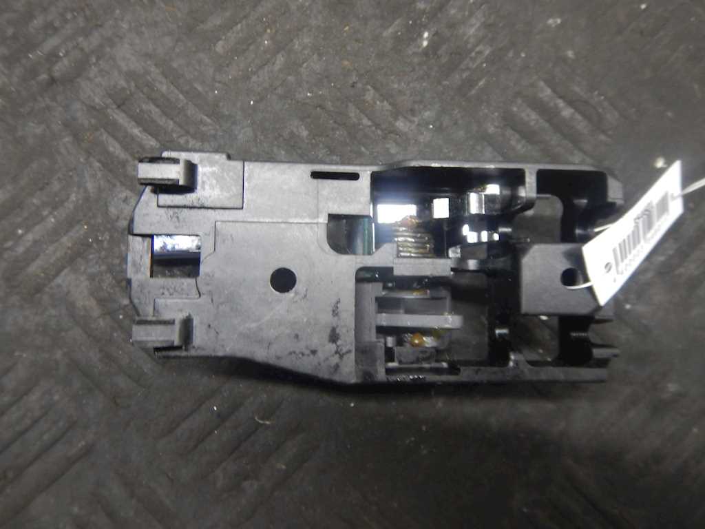 Ручка дверная передняя внутренняя правая TOYOTA Previa (Estima) Previa Estima XR30/XR40 2000-2006