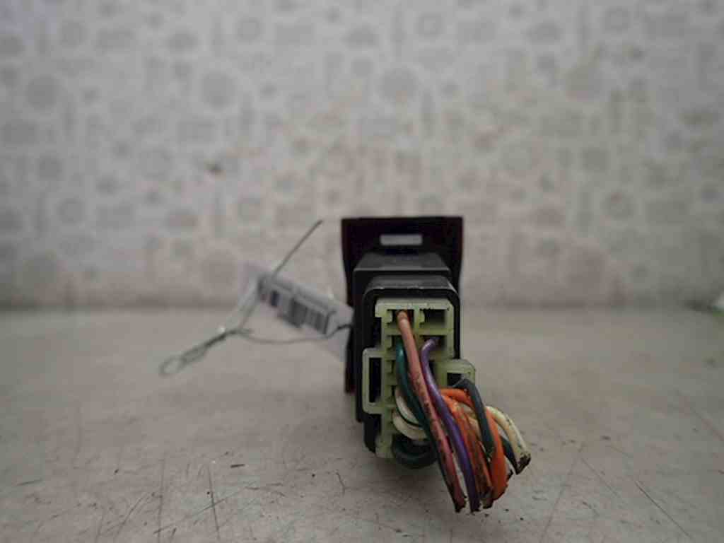 Кнопка аварийной сигнализации (аварийки) DAEWOO Tacuma 2001-2011