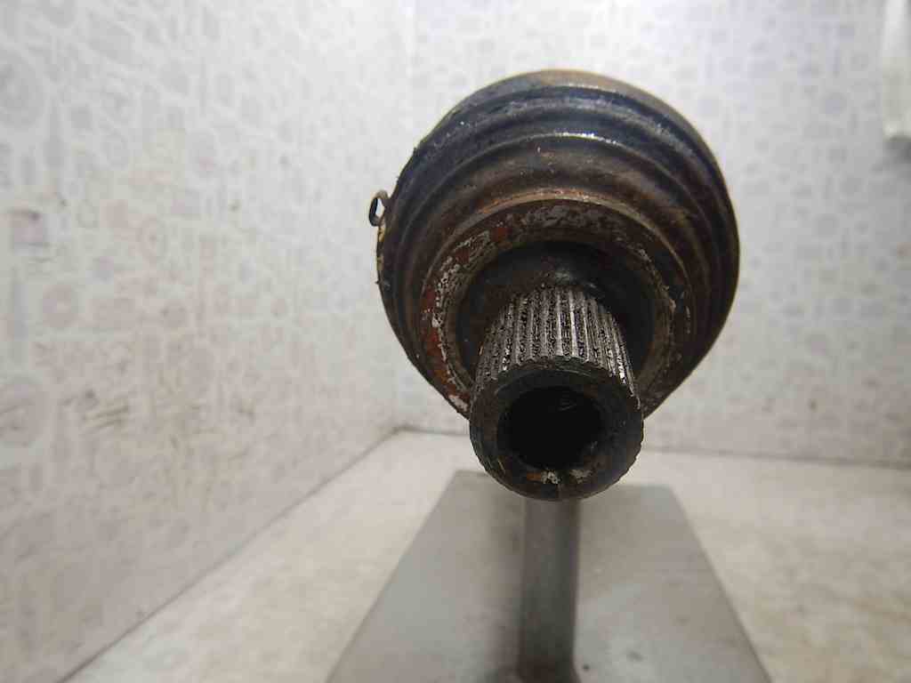 Полуось (привод, приводной вал) передняя левая SEAT Altea 2004-2015