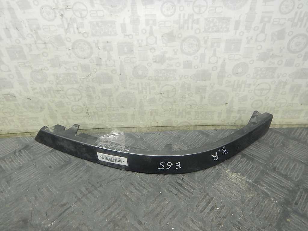 Накладка (планка) под фонарь правая BMW 7-Series (E65/E66) (2001-2008)