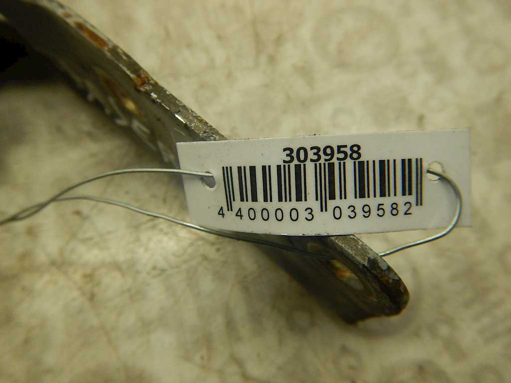 Петля капота левая/правая MITSUBISHI Pajero III 2000-2006