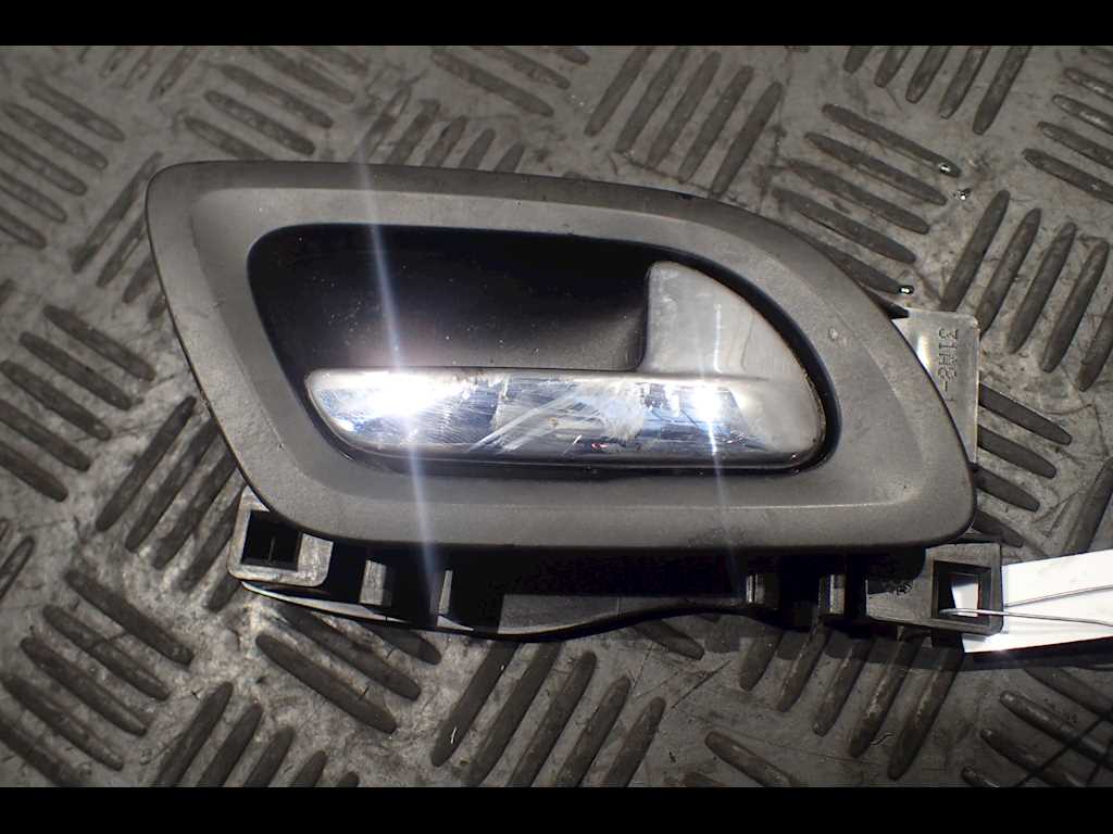 Ручка дверная задняя внутренняя правая PEUGEOT 308 2007-2015